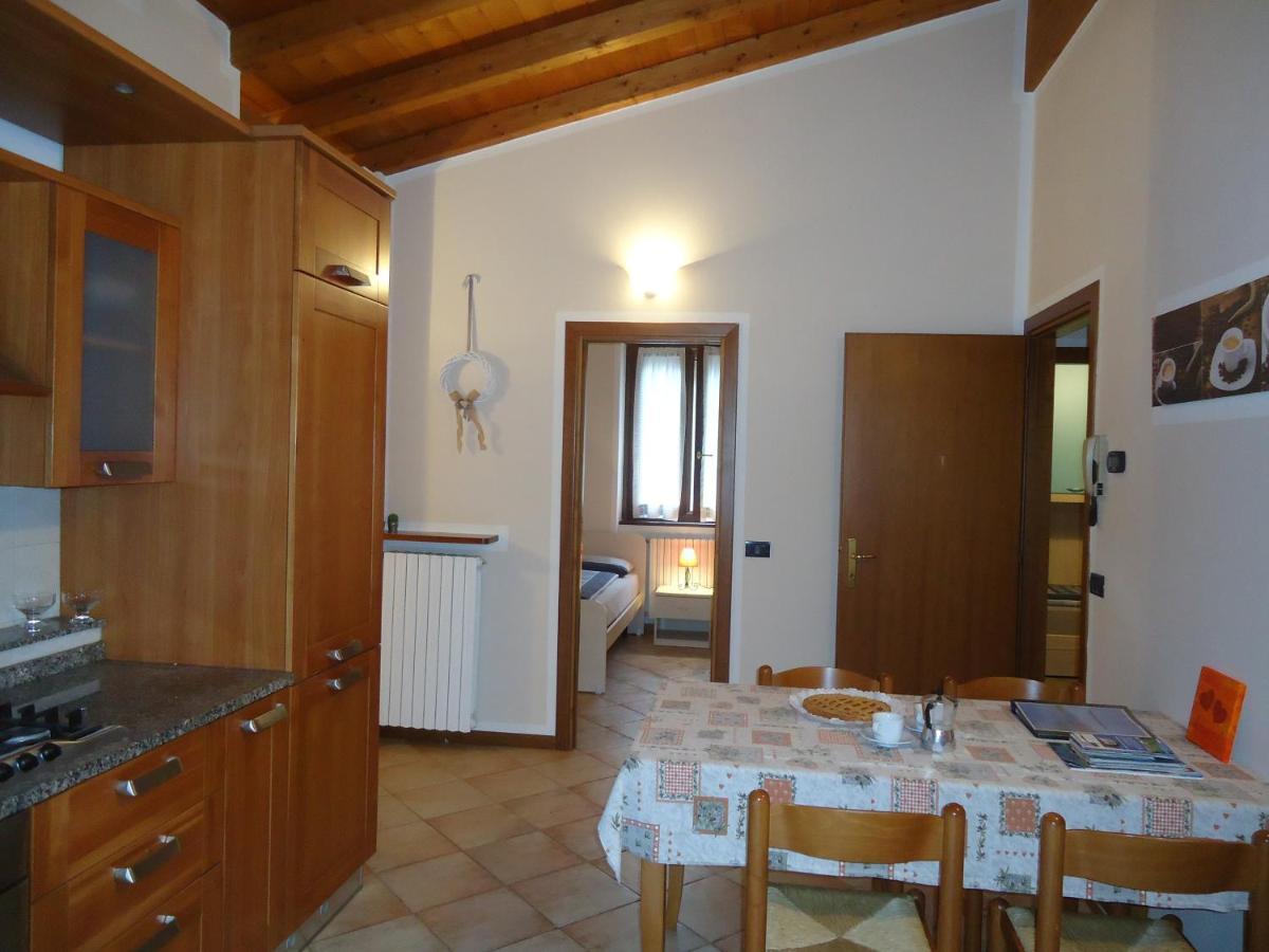 Casa Vittoria V1 Daire Crone Dış mekan fotoğraf