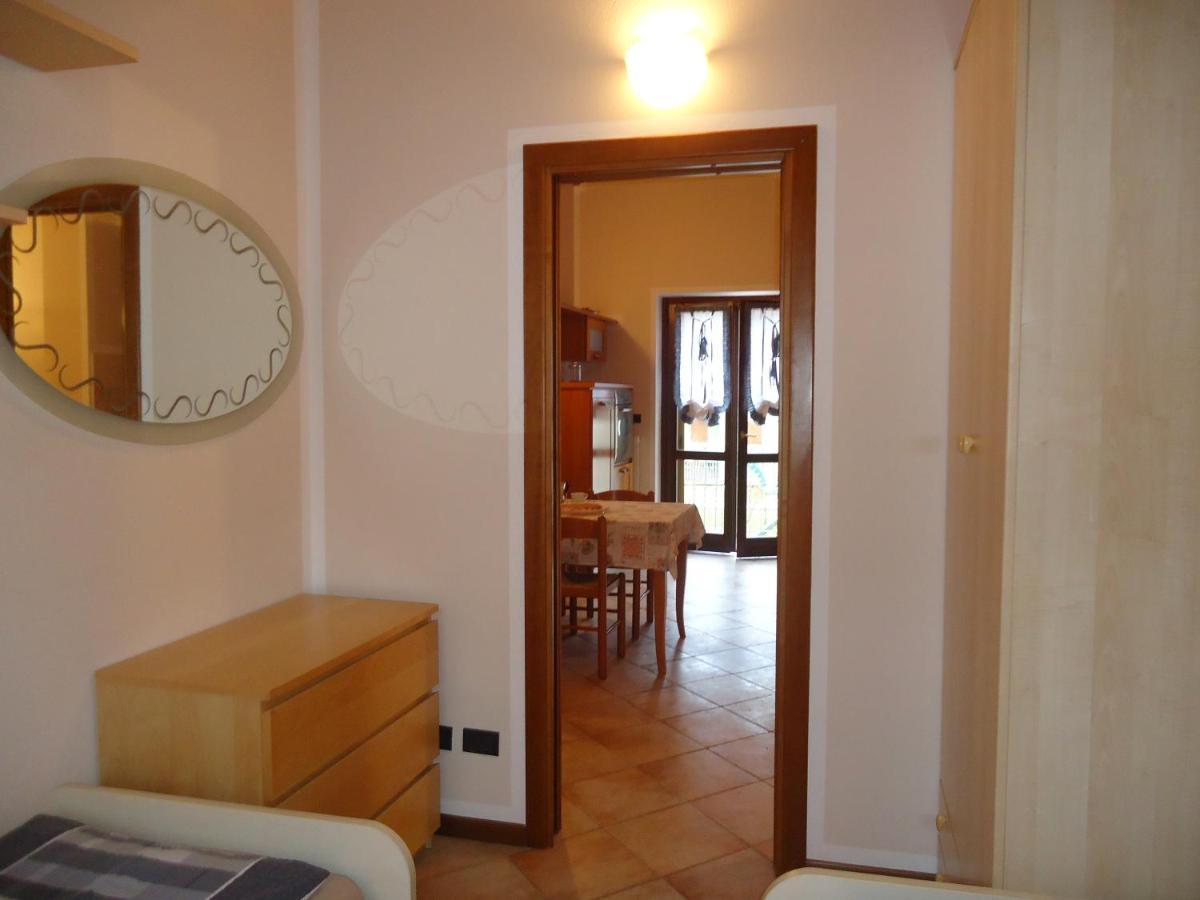 Casa Vittoria V1 Daire Crone Dış mekan fotoğraf